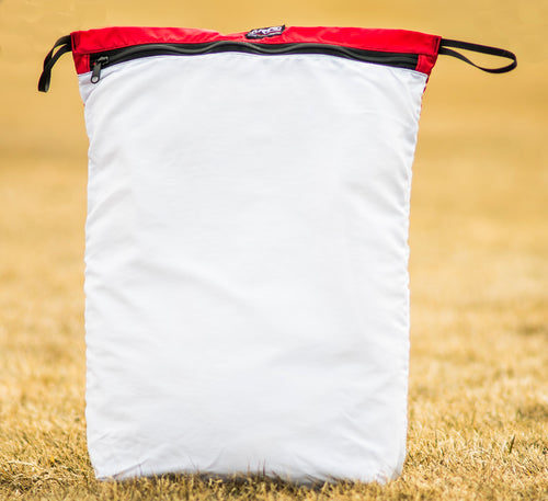 TABBED & ZIPPERED GAME BAG